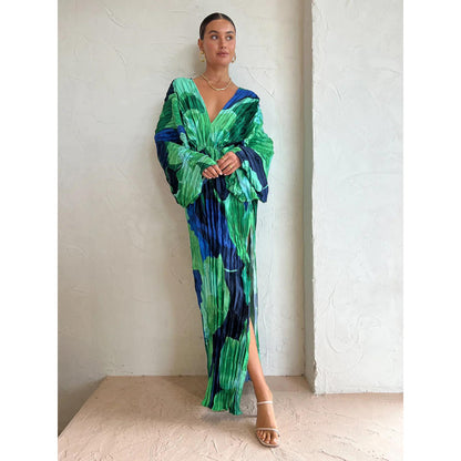 SVCD000030 Pleated dress is an INS casual and loose vacation dress